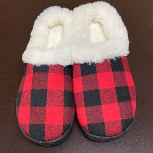 Women charter Club Member 7-8 Slipper in Gift Box